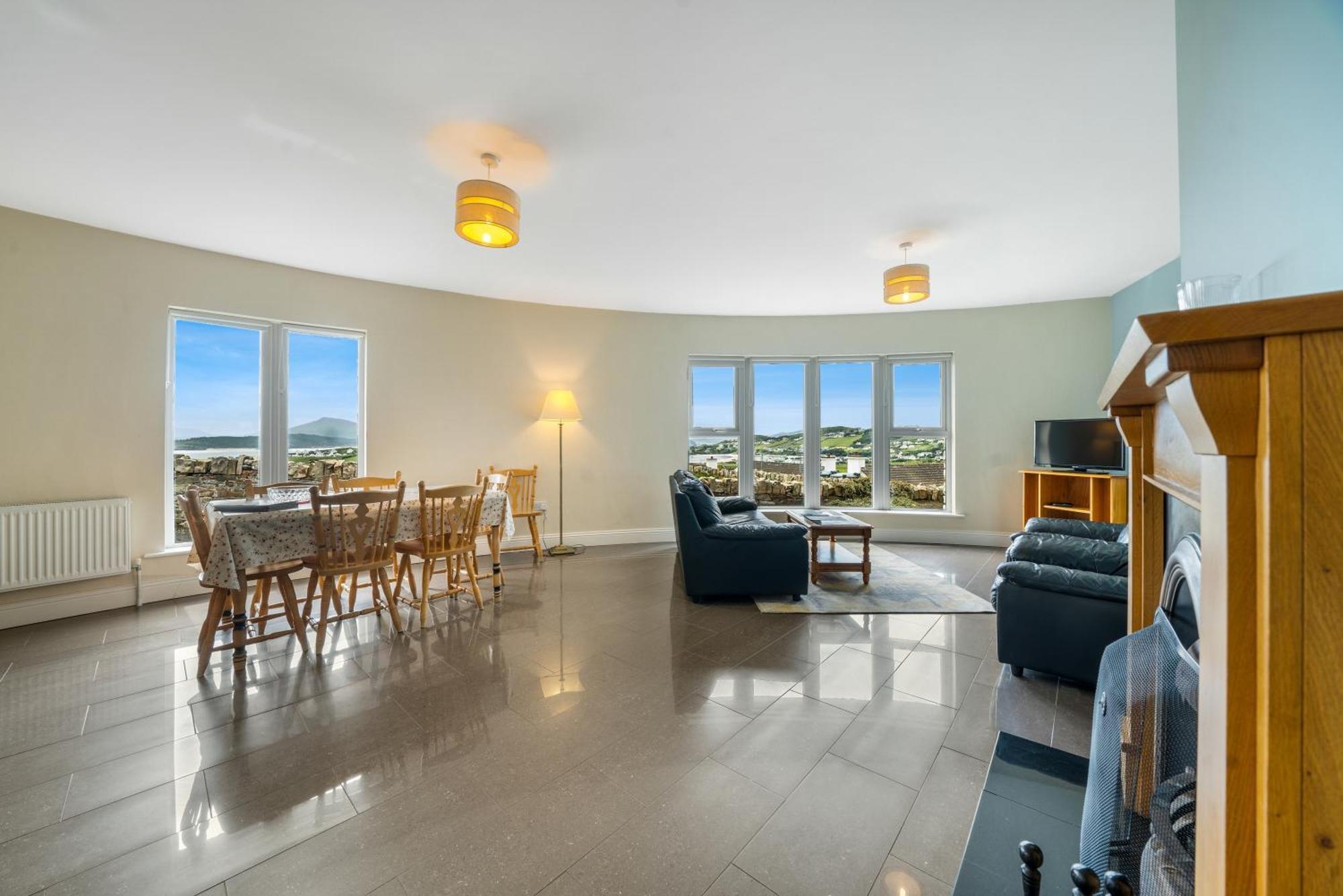 Downings Coastguard Cottages - Type B-E Екстер'єр фото