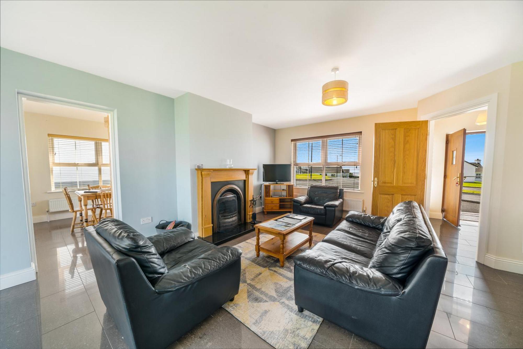 Downings Coastguard Cottages - Type B-E Екстер'єр фото